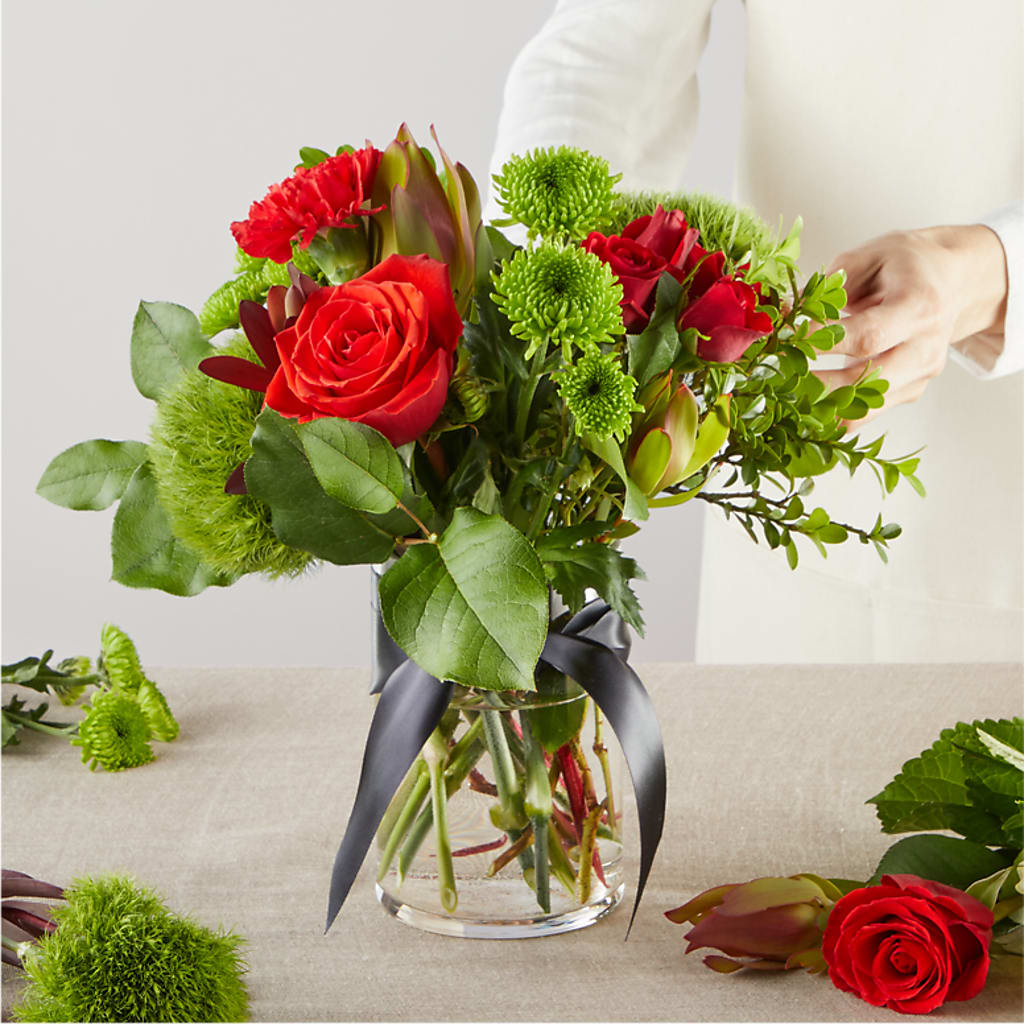 Heritage Kindle – A Florist Original – PIERSON'S FLOWER SHOP & GREENHOUSES INC, Cedar Rapids IA