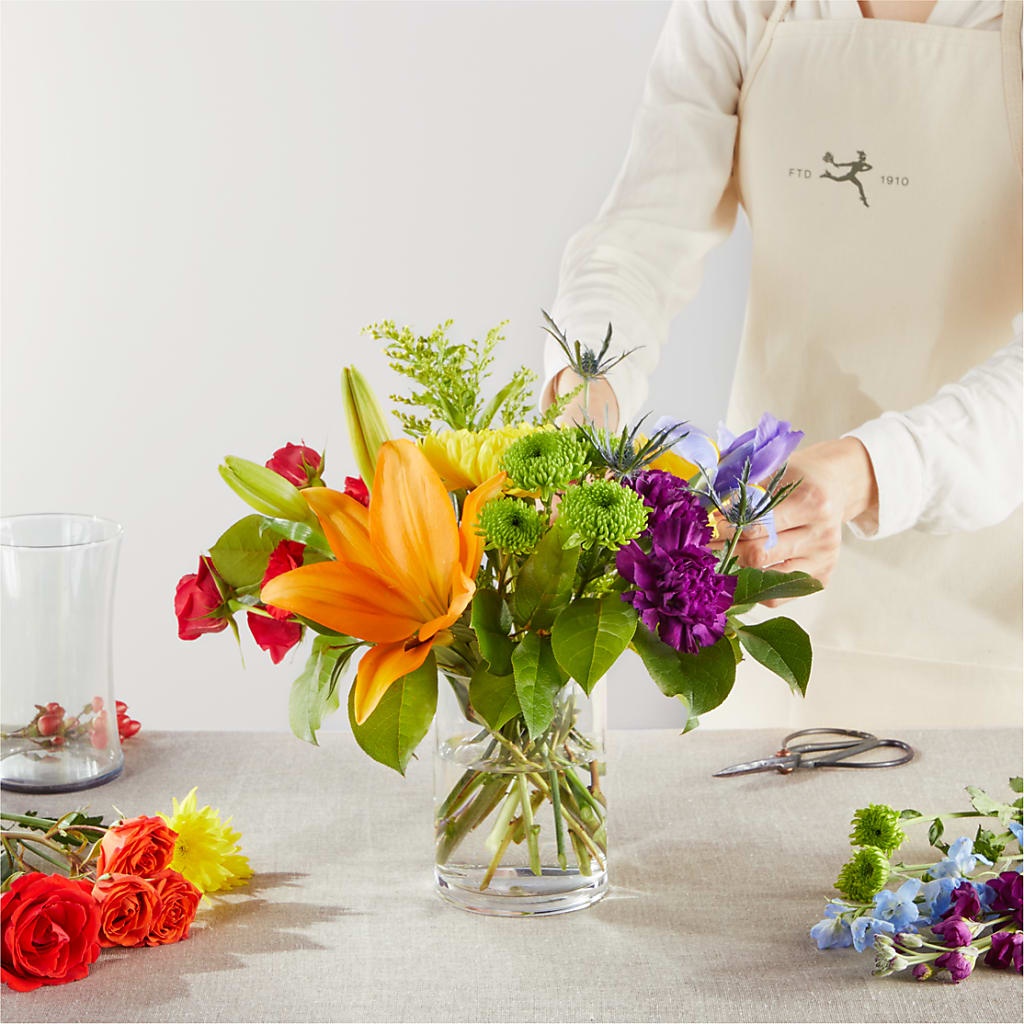 Summer Spectra - A Florist Original – PIERSON'S FLOWER SHOP & GREENHOUSES INC, Cedar Rapids IA