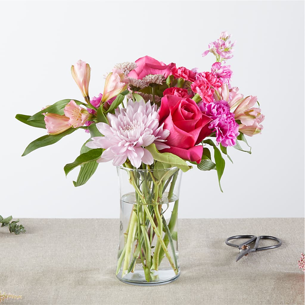 Pink Ribbon - A Florist Original – PIERSON'S FLOWER SHOP & GREENHOUSES INC, Cedar Rapids IA