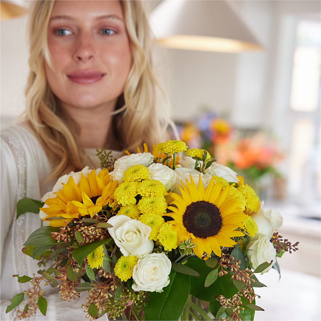 Luminous Morning Bouquet – PIERSON'S FLOWER SHOP & GREENHOUSES INC, Cedar Rapids IA