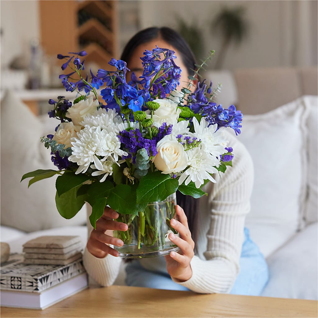 Cerulean Waves Bouquet – PIERSON'S FLOWER SHOP & GREENHOUSES INC, Cedar Rapids IA