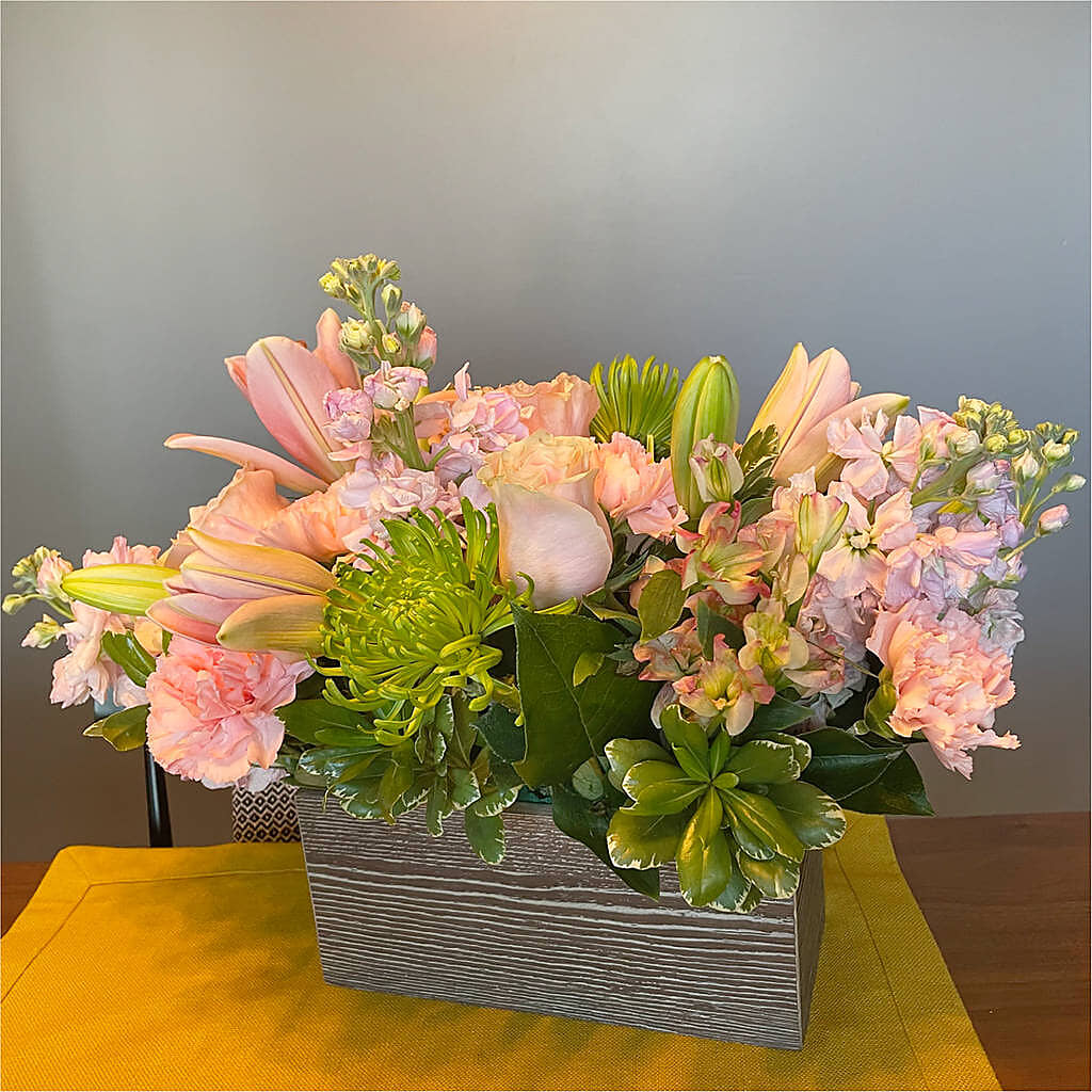 Beautiful Spirit Basket – PIERSON'S FLOWER SHOP & GREENHOUSES INC, Cedar Rapids IA