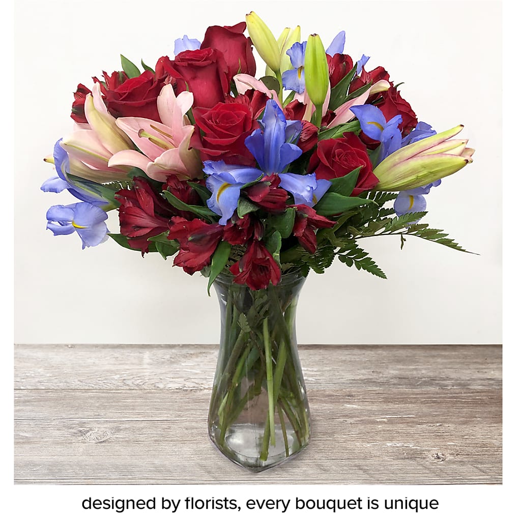Truly Stunning Bouquet – PIERSON'S FLOWER SHOP & GREENHOUSES INC, Cedar Rapids IA