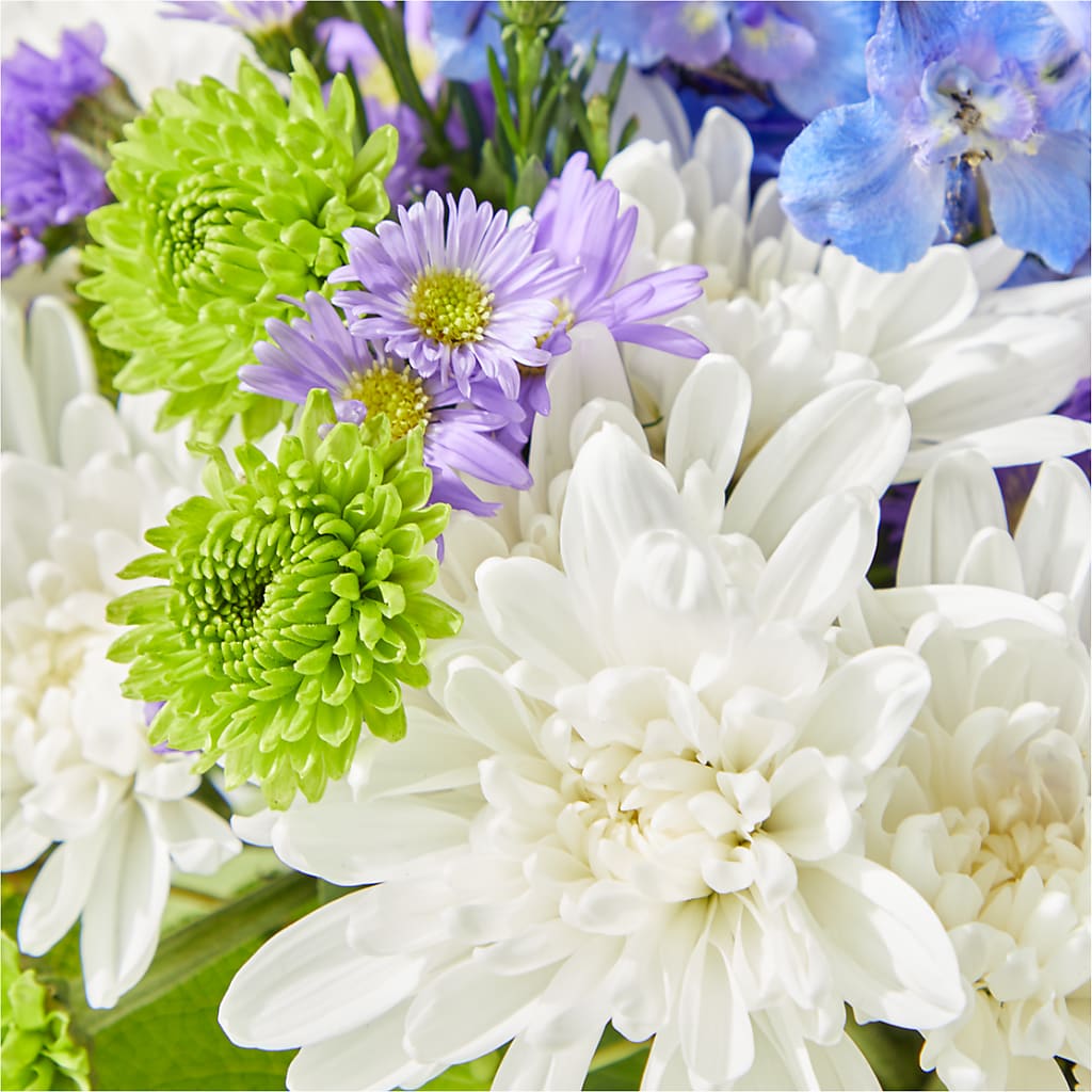 Genuine Gestures Bouquet – PIERSON'S FLOWER SHOP & GREENHOUSES INC, Cedar Rapids IA