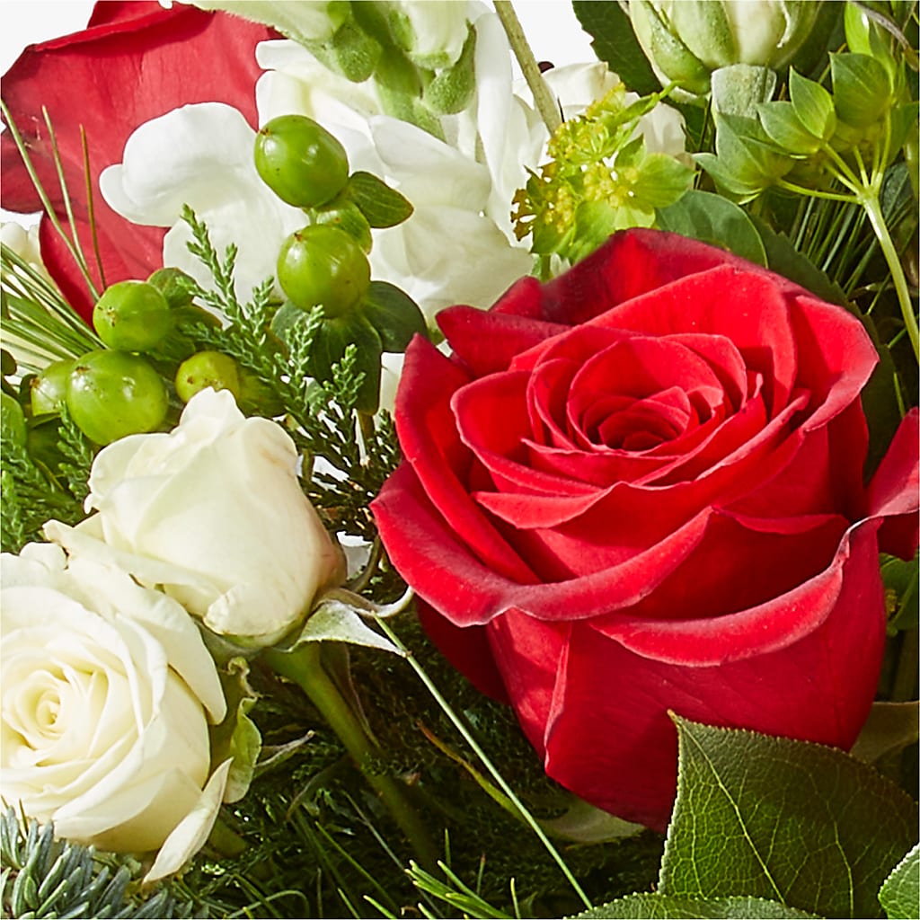 Deck the Halls Bouquet – PIERSON'S FLOWER SHOP & GREENHOUSES INC, Cedar Rapids IA