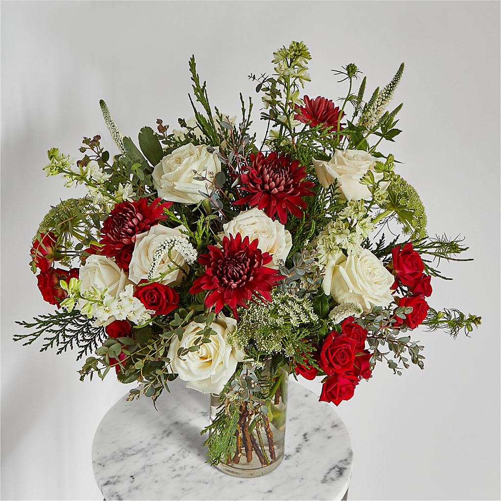 Favorite Traditions Bouquet – PIERSON'S FLOWER SHOP & GREENHOUSES INC, Cedar Rapids IA