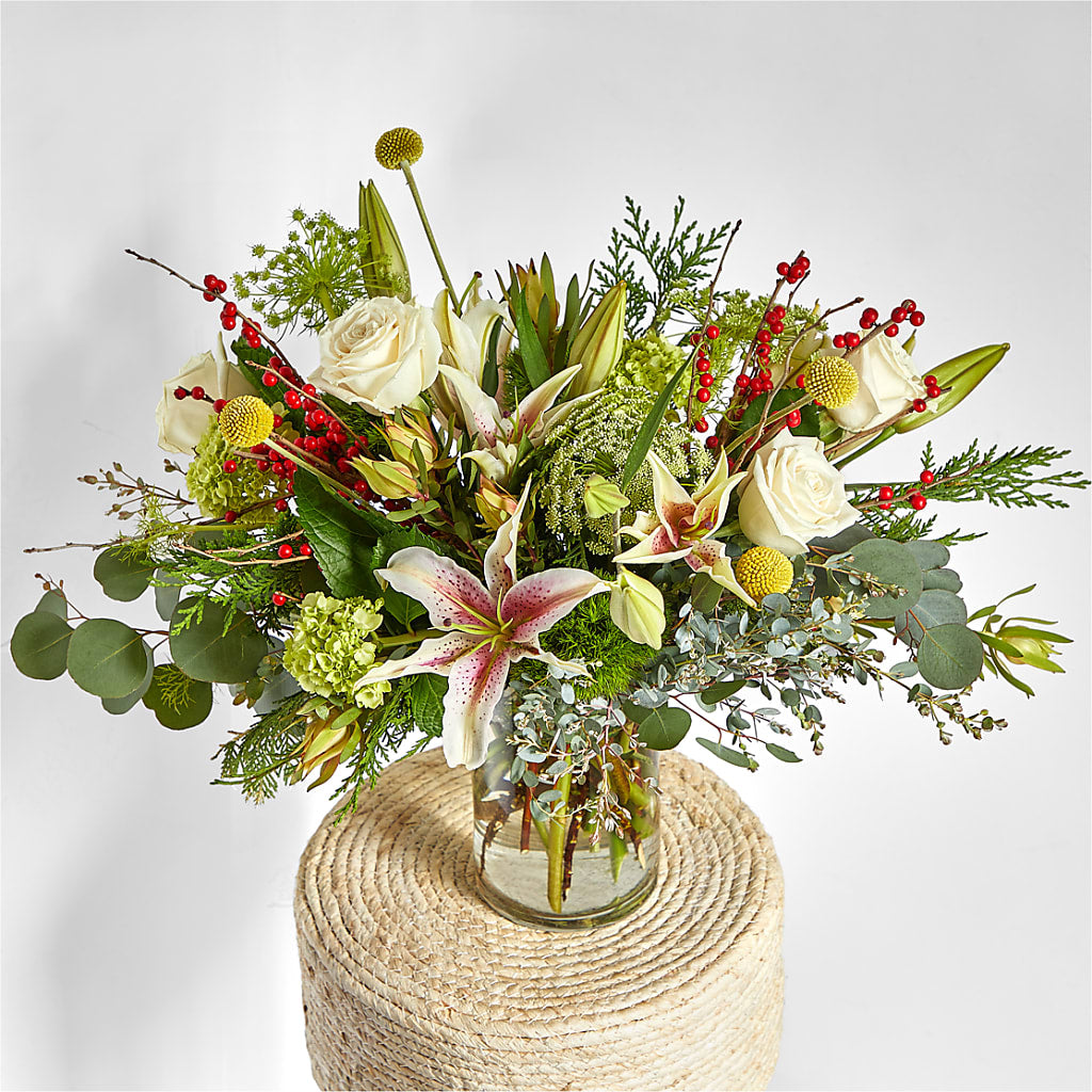 Berry & Bright Bouquet – PIERSON'S FLOWER SHOP & GREENHOUSES INC, Cedar Rapids IA