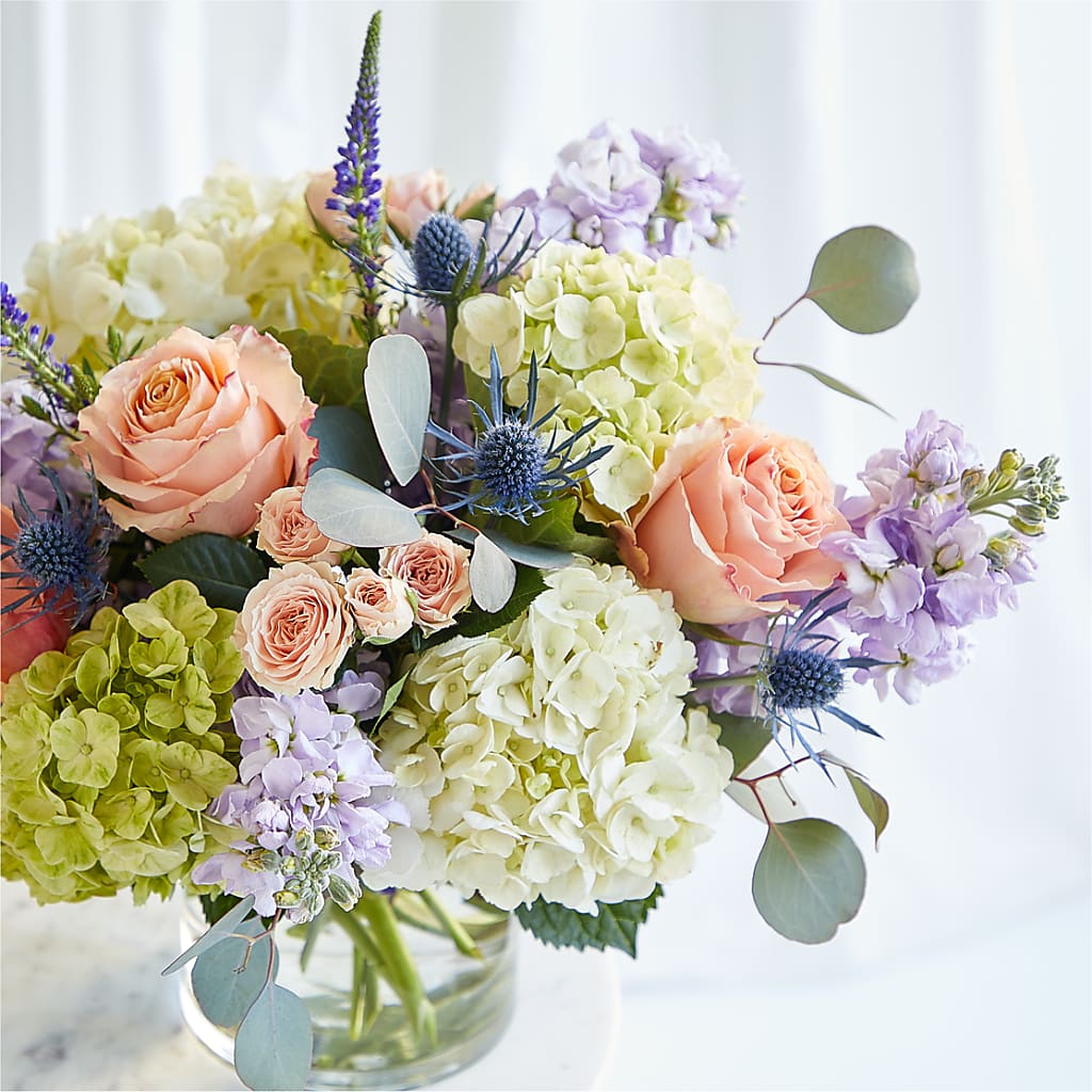 Porch Swing Bouquet – PIERSON'S FLOWER SHOP & GREENHOUSES INC, Cedar Rapids IA