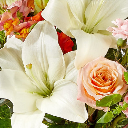 Grapefruit Splash Bouquet – PIERSON'S FLOWER SHOP & GREENHOUSES INC, Cedar Rapids IA