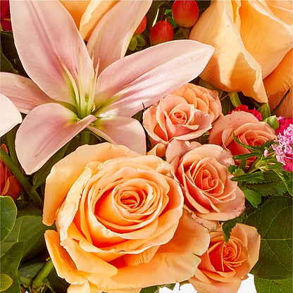 Bisous Bouquet – PIERSON'S FLOWER SHOP & GREENHOUSES INC, Cedar Rapids IA