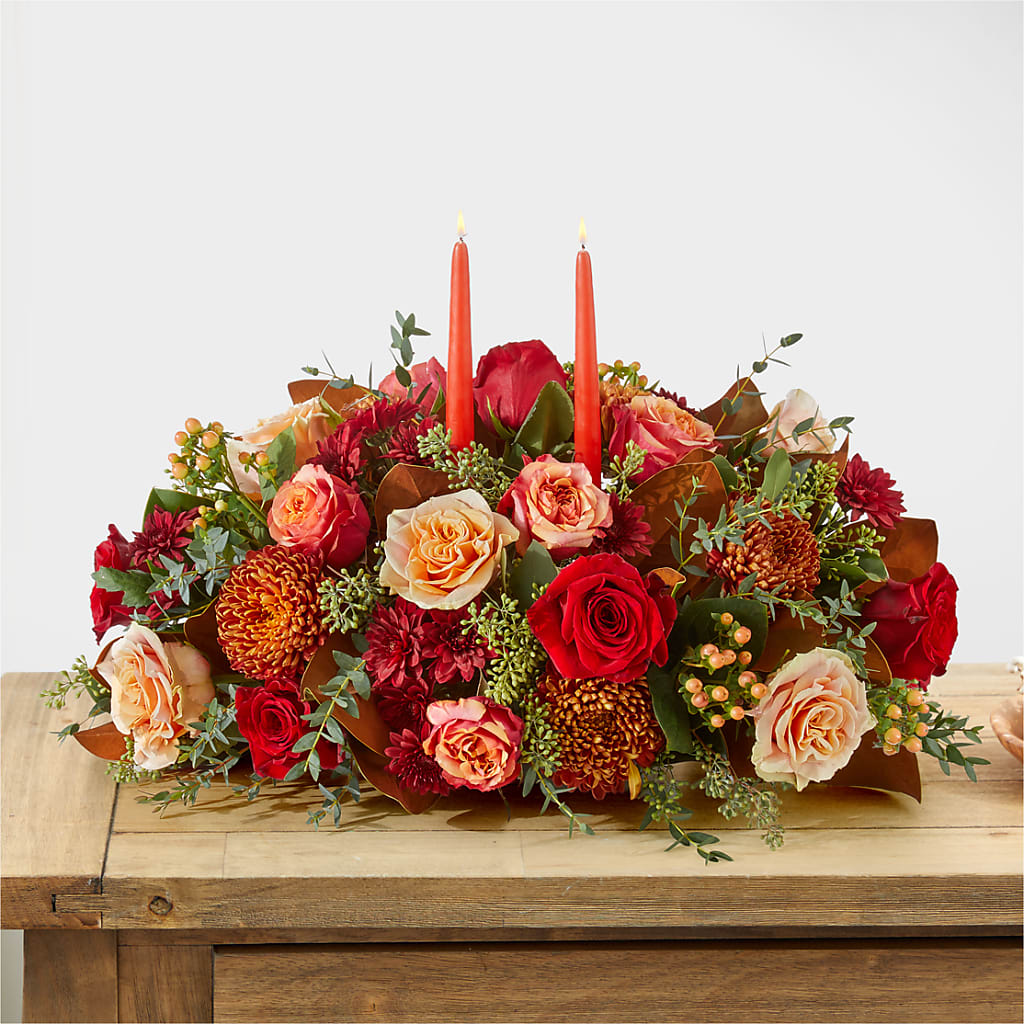 Gather Near Centerpiece – PIERSON'S FLOWER SHOP & GREENHOUSES INC, Cedar Rapids IA