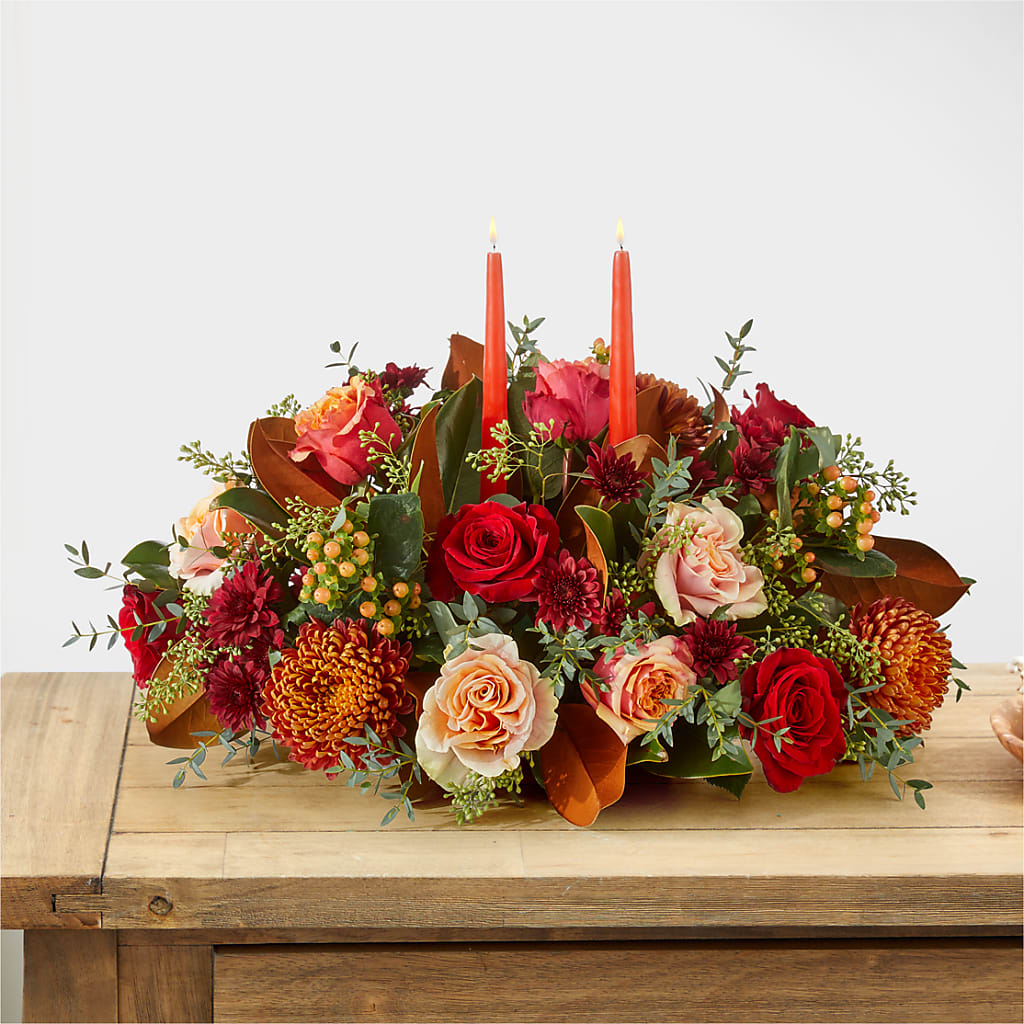 Gather Near Centerpiece – PIERSON'S FLOWER SHOP & GREENHOUSES INC, Cedar Rapids IA