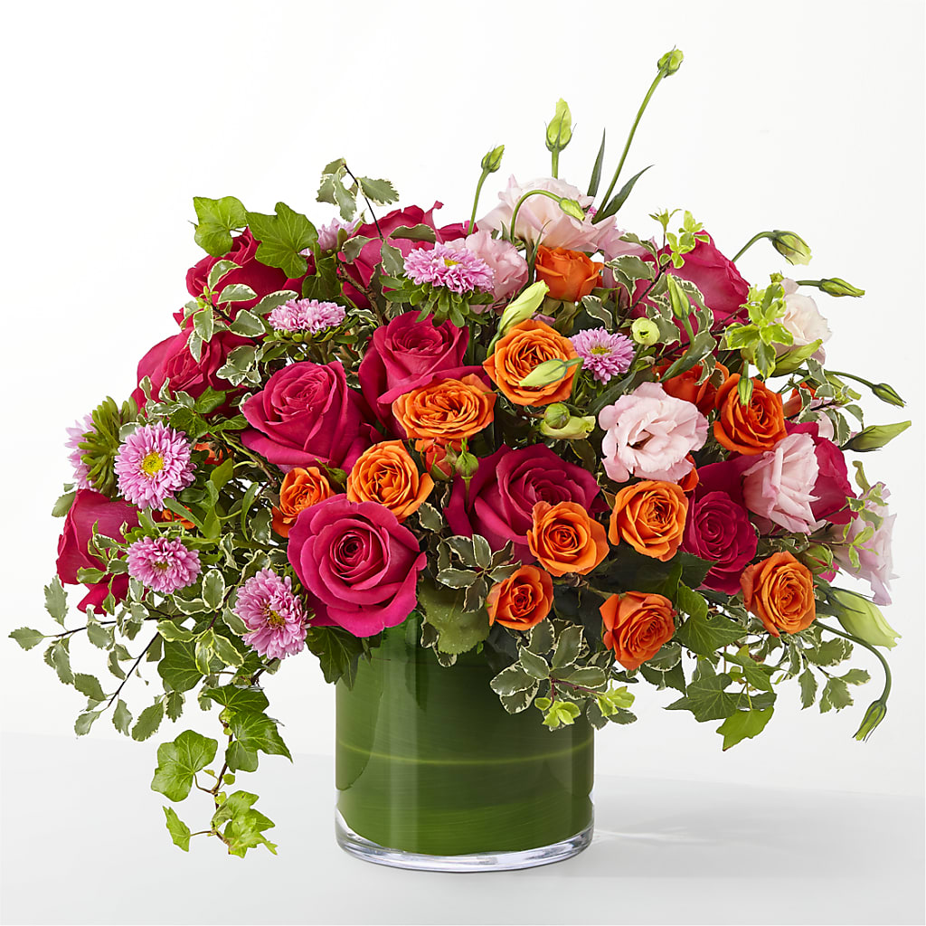 The Trendsetter – PIERSON'S FLOWER SHOP & GREENHOUSES INC, Cedar Rapids IA