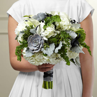 Sweet Innocence Bouquet – PIERSON'S FLOWER SHOP & GREENHOUSES INC, Cedar Rapids IA