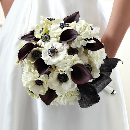 To Have and To Hold Bouquet – PIERSON'S FLOWER SHOP & GREENHOUSES INC, Cedar Rapids IA