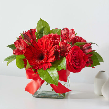 Red Hot Bouquet – PIERSON'S FLOWER SHOP & GREENHOUSES INC, Cedar Rapids IA